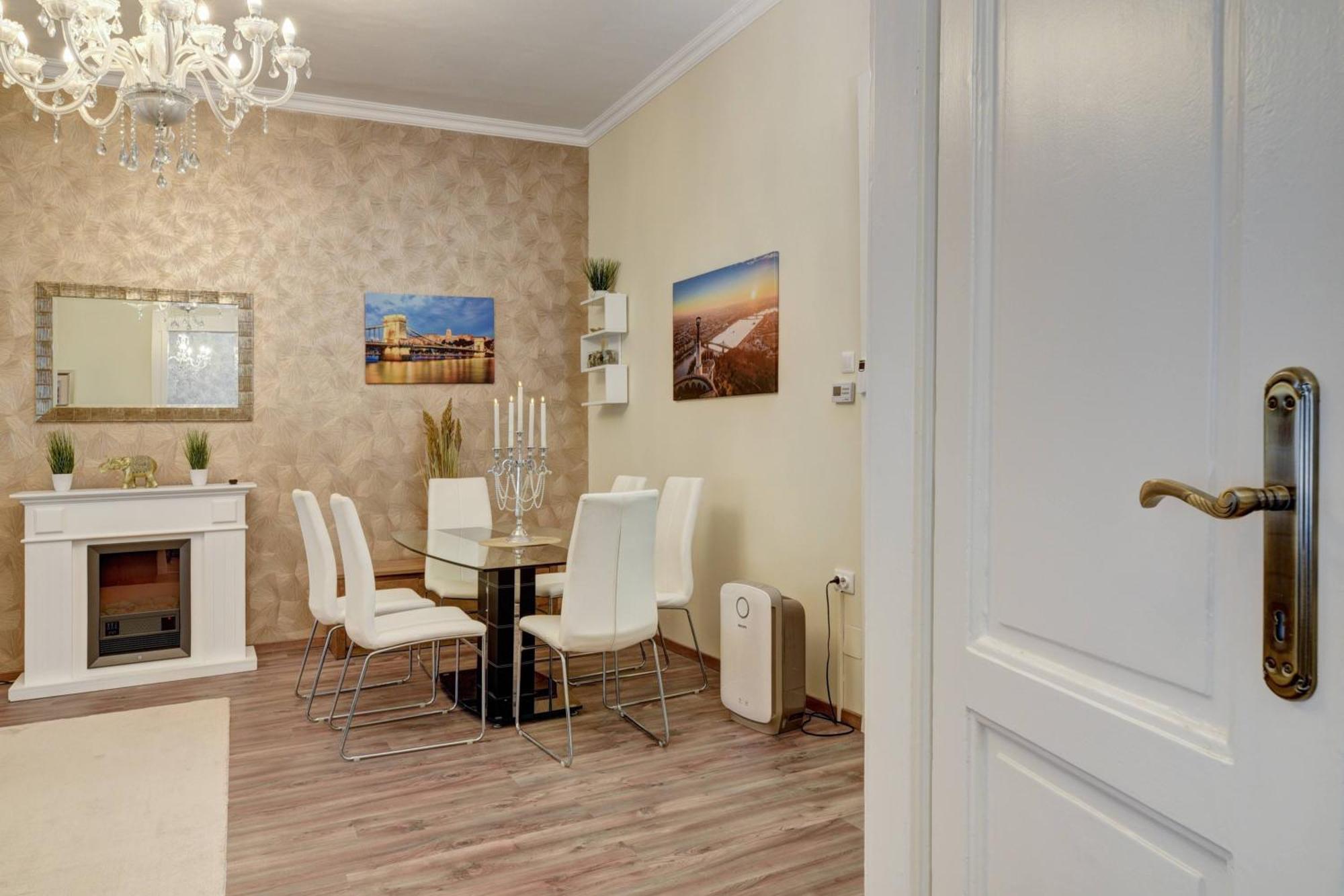 Buda Center Apartment بودابست المظهر الخارجي الصورة